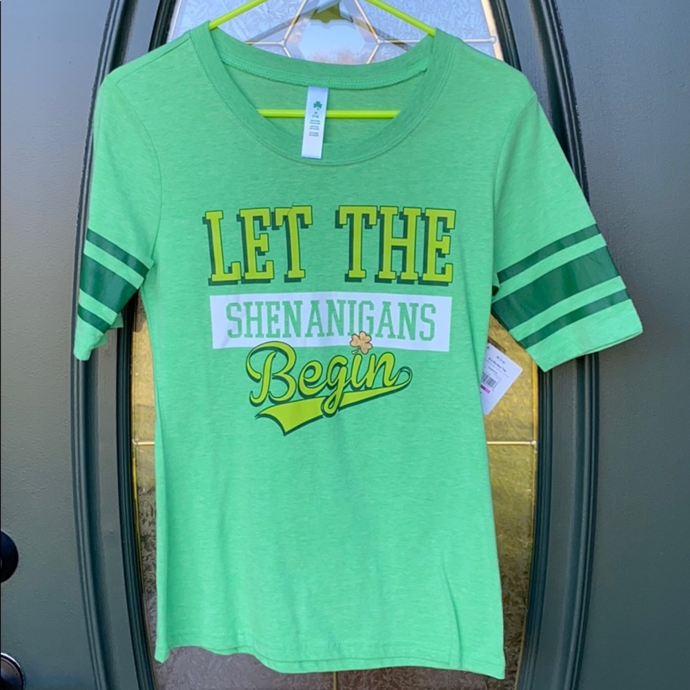 Let the Shenanigans Begin graphic hockey tee NWT, Medium